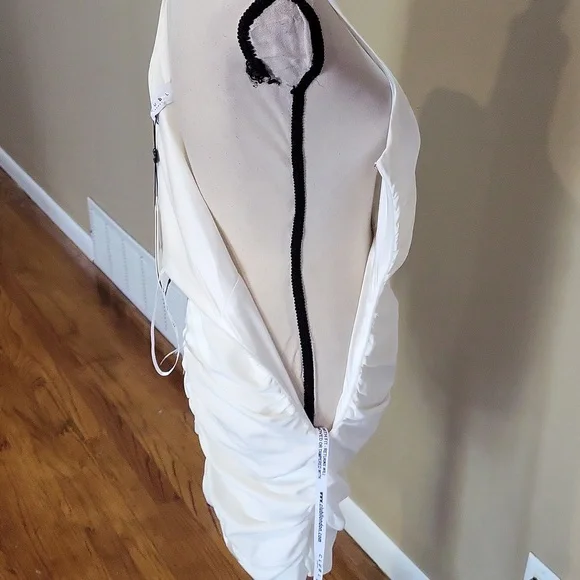 Club L London Mini Dress - Picture 11 of 16